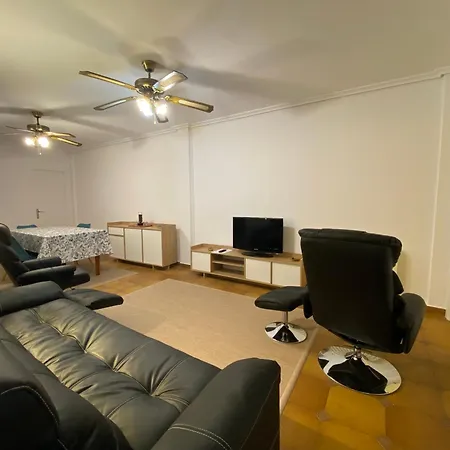 Apartament 10 Pax